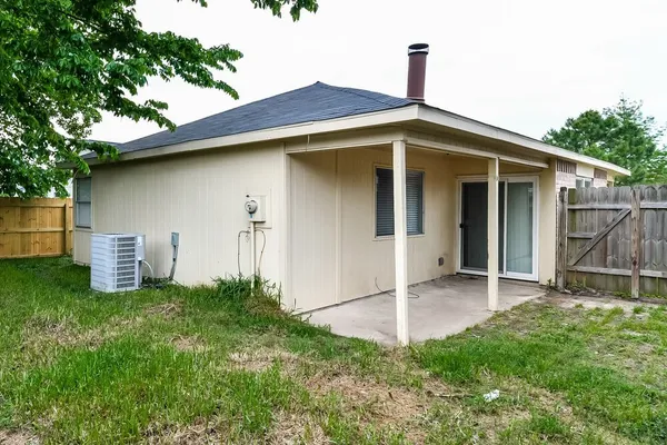 $1,940 | 13207 Pebblewalk Circle South, Houston, TX 77041