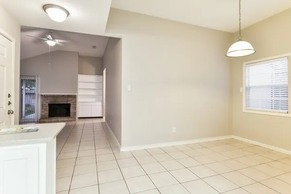 $1,940 | 13207 Pebblewalk Circle South, Houston, TX 77041