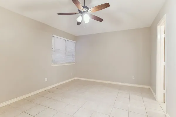 $1,940 | 13207 Pebblewalk Circle South, Houston, TX 77041