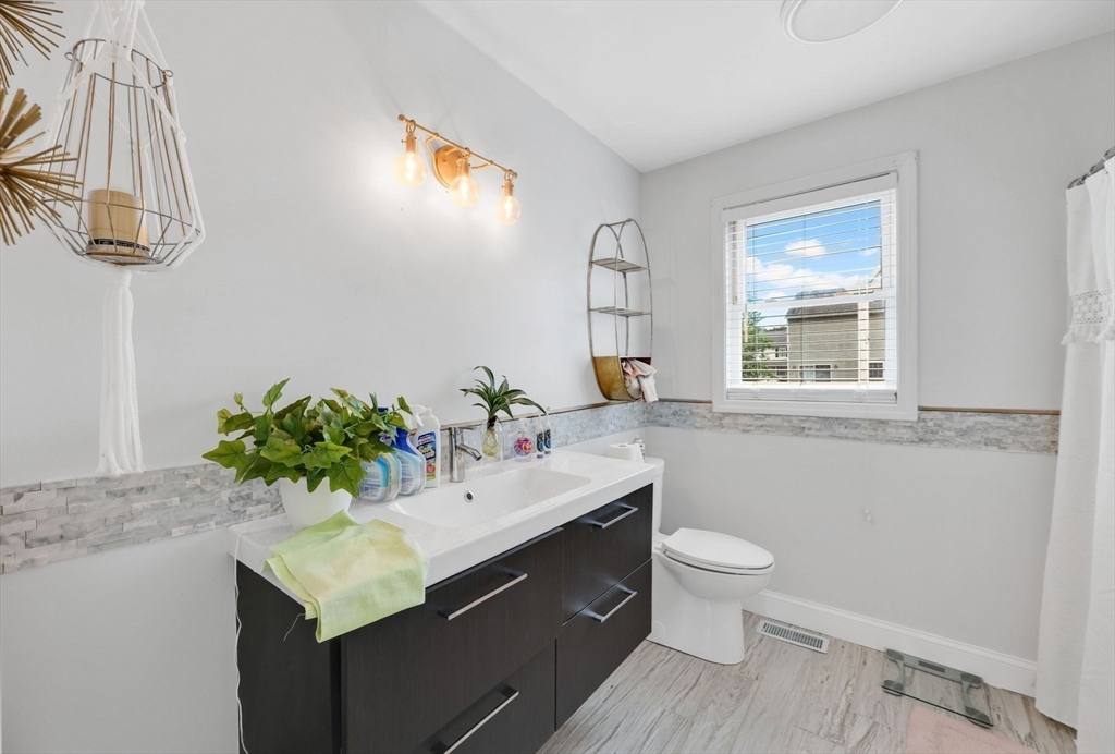 45 Olney Avenue Springfield, MA 01119 - Photo 16 of 30