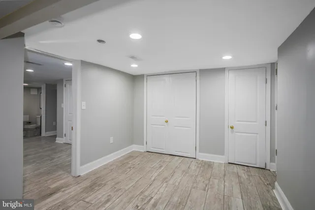 wooden floor in an empty room with wooden floor