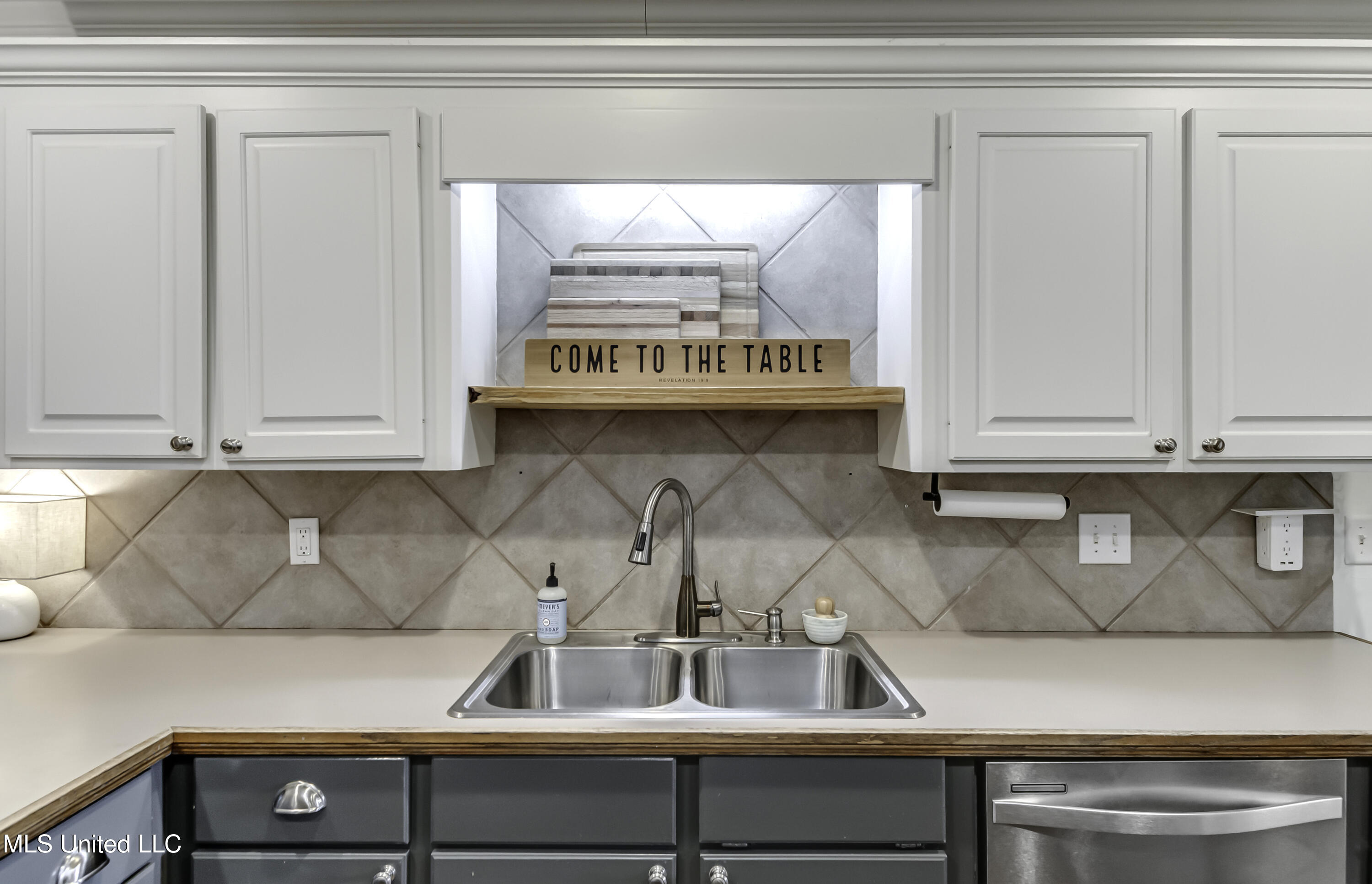 1230 Crossview Court Brandon, MS 39042 - Photo 22 of 55 1230 Crossview Ct--16