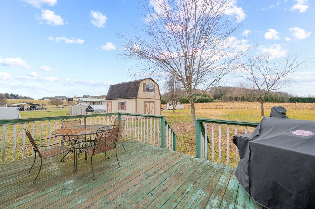 3657 Ivanhoe Road Ivanhoe, VA 24350 - Photo 25 of 67 Gallery Image 25