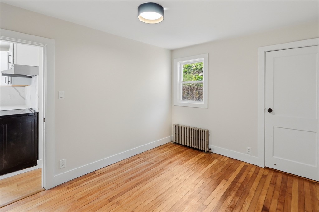 25 Johnson Street Worcester, MA 01604 - Photo 16 of 30