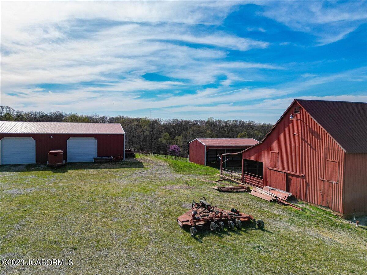 52968 West Railroad Road Centertown, MO 65023 - Photo 7 of 20