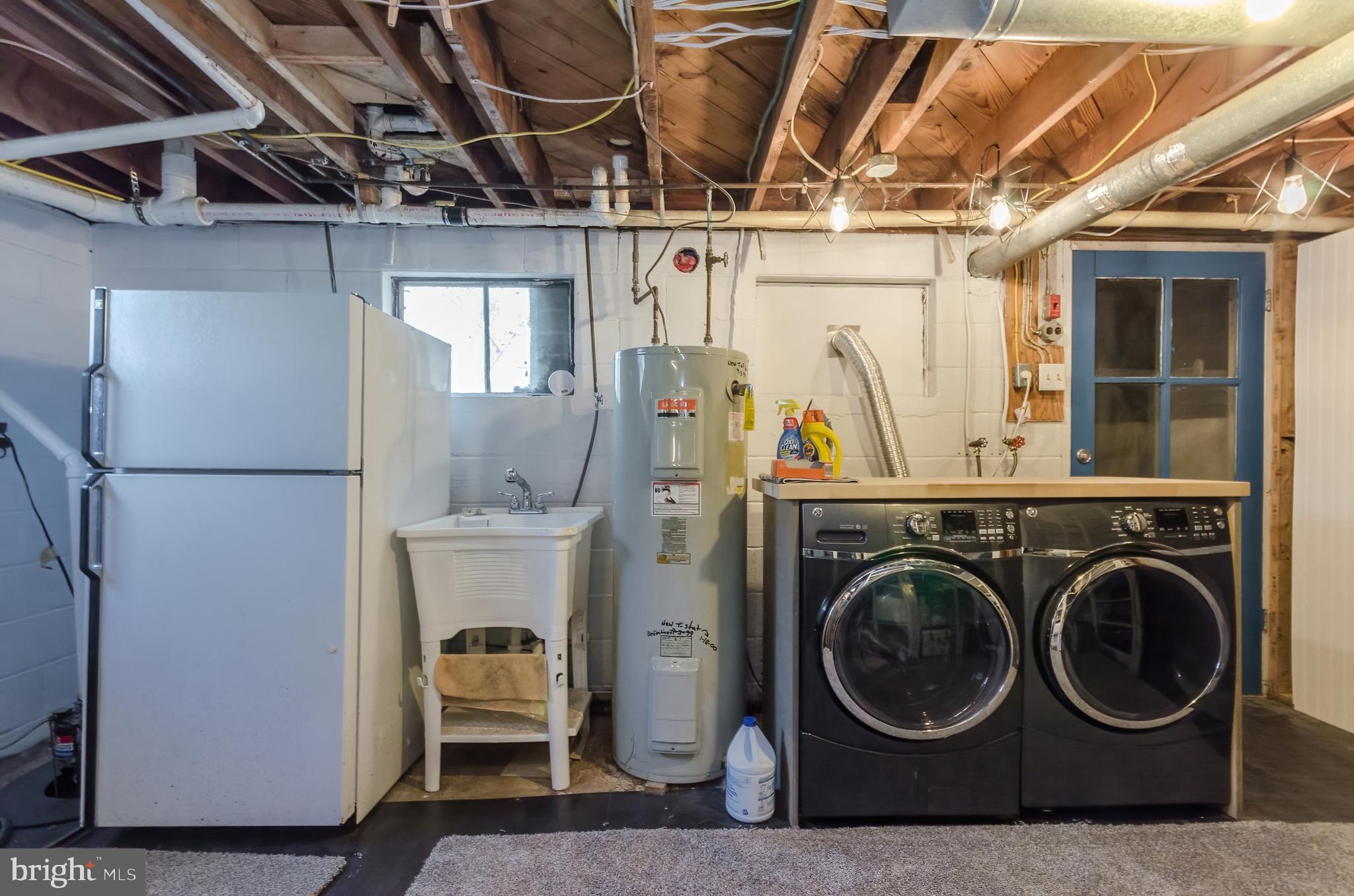 207 North Princess Street Shepherdstown, WV 25443 - Photo 19 of 26 a utility room with dryer and washer