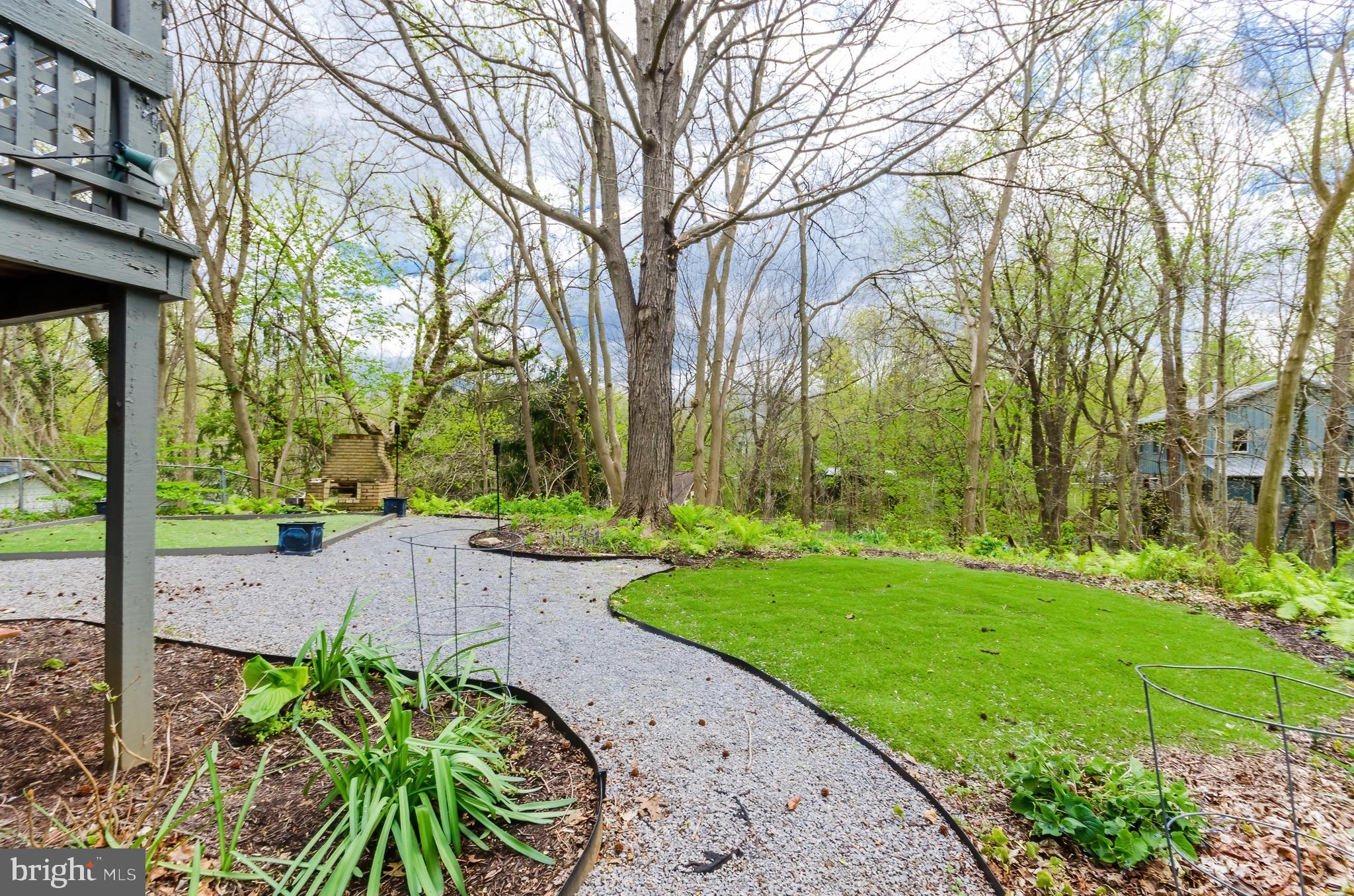207 North Princess Street Shepherdstown, WV 25443 - Photo 24 of 26 a garden view with a seating space
