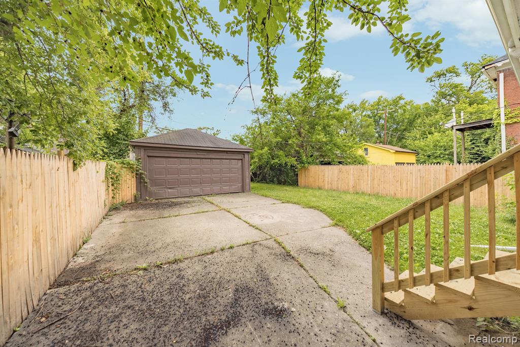 5519 Nottingham Road Detroit, MI 48224 - Photo 35 of 46
