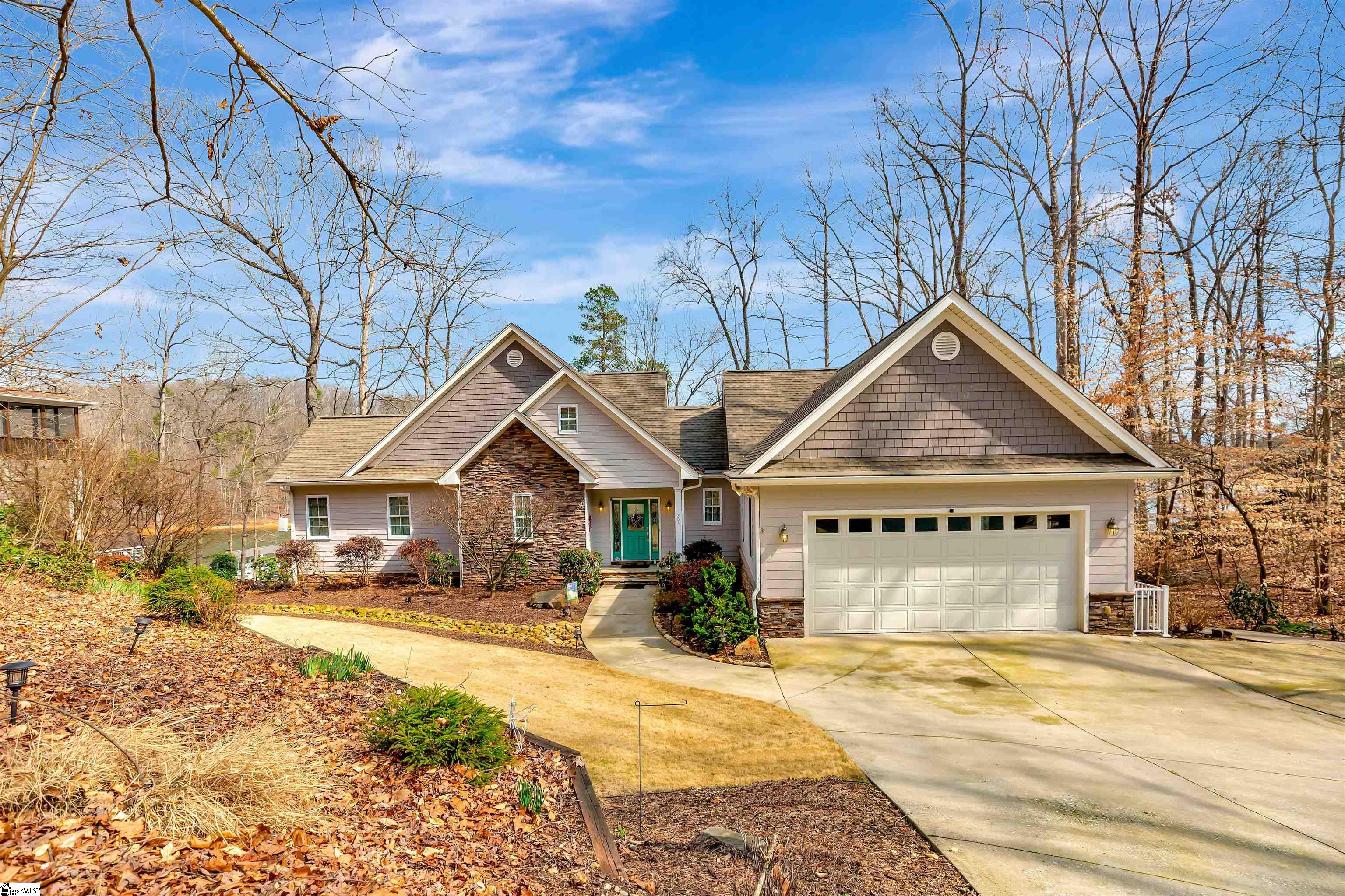 203 Riverlake Road Fair Play, SC 29643 - Photo 1 of 36 Gallery Image 1