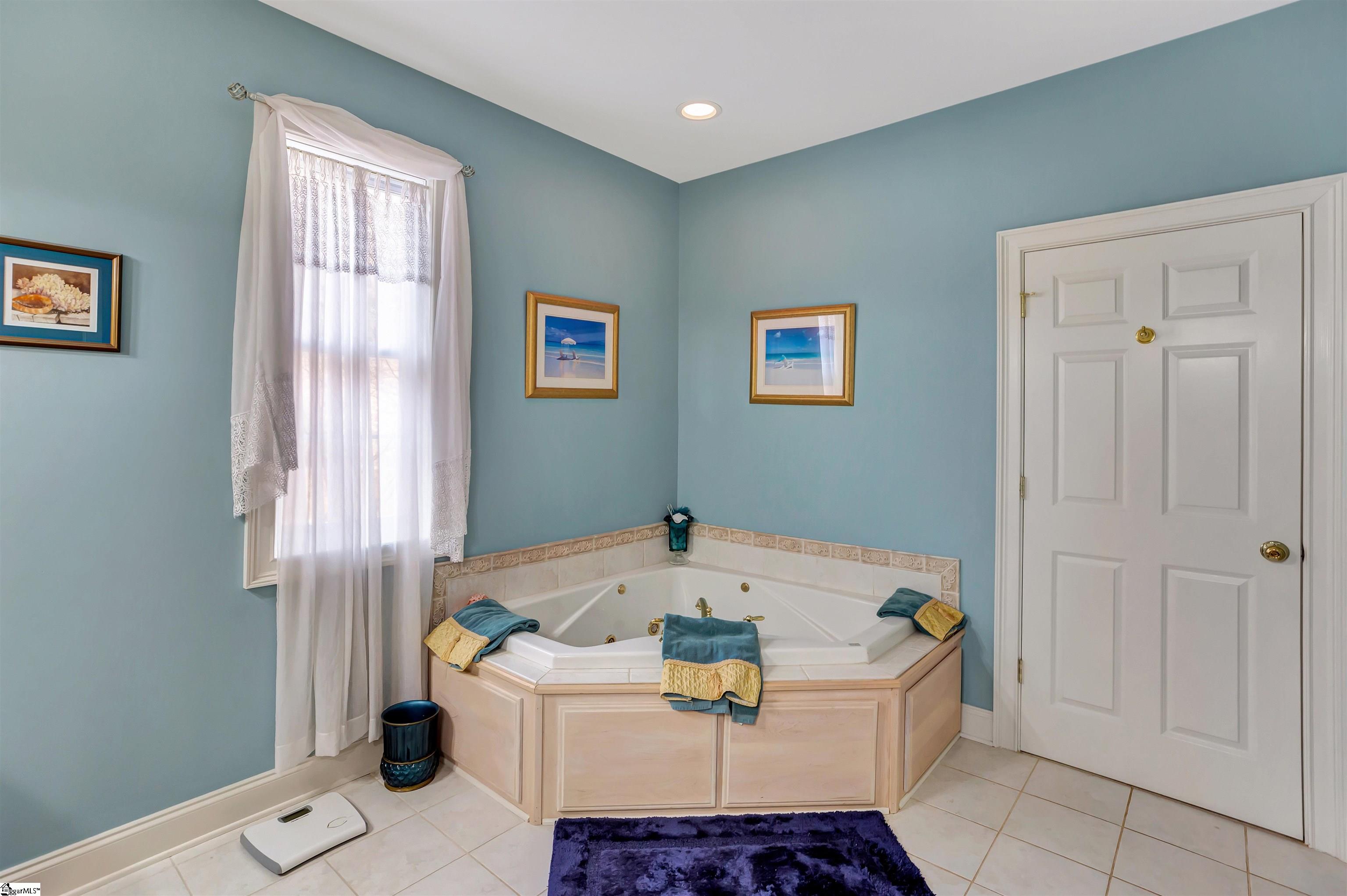 203 Riverlake Road Fair Play, SC 29643 - Photo 14 of 36 Gallery Image 14