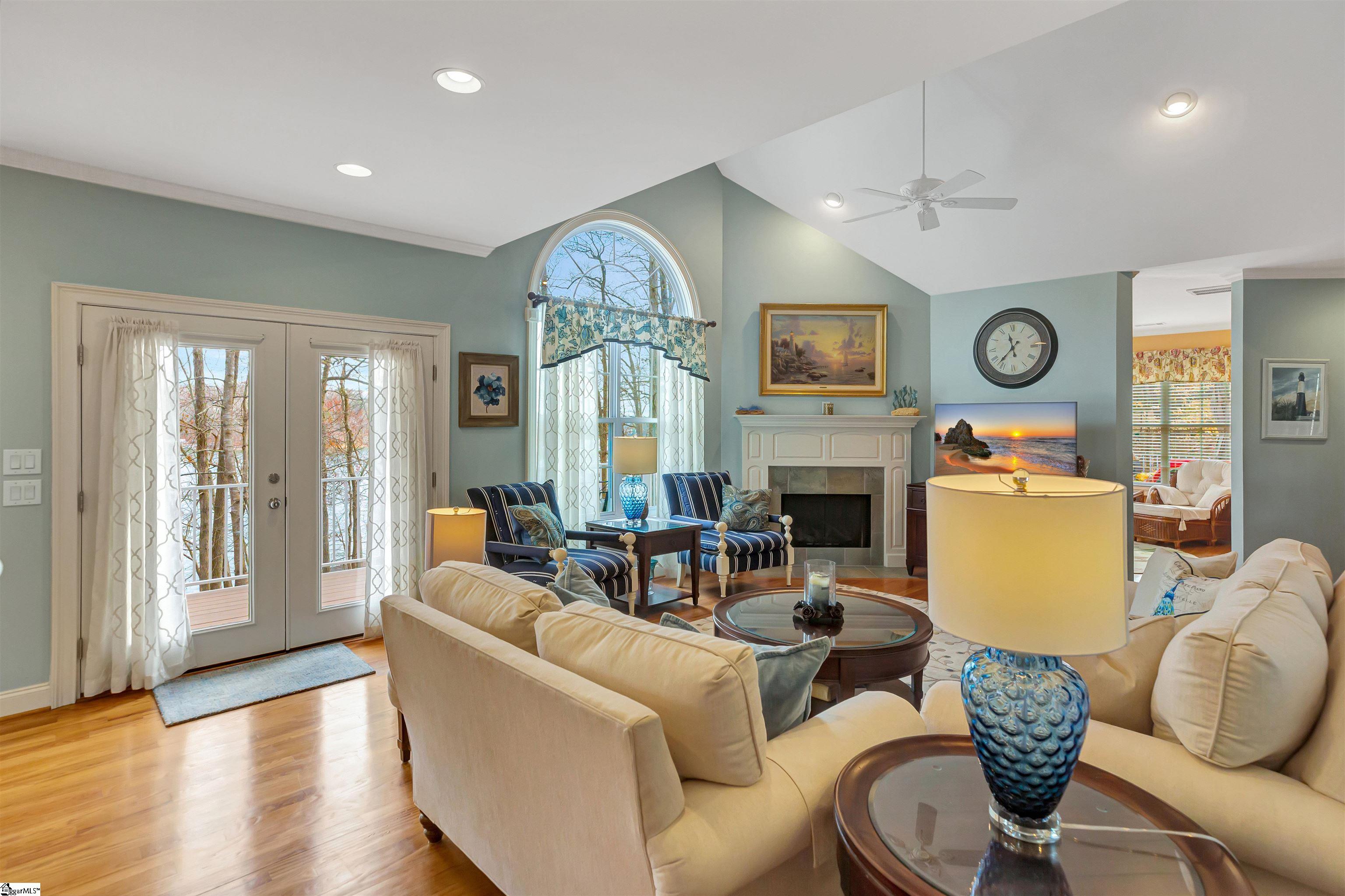 203 Riverlake Road Fair Play, SC 29643 - Photo 7 of 36 Gallery Image 7