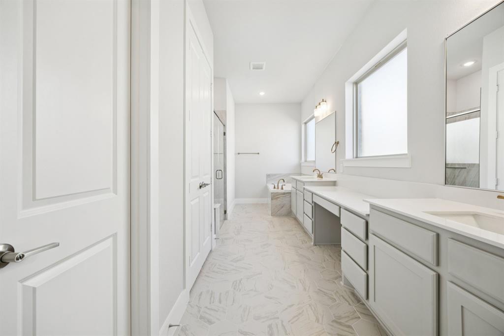 4508 Crescent Road McKinney, TX 75071 - Photo 12 of 24