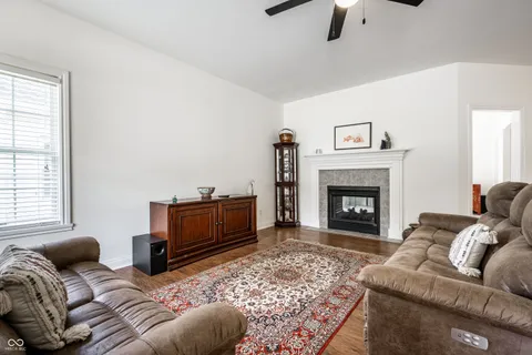 $379,990 | 3382 Nottinghill Drive East, Plainfield, IN 46168