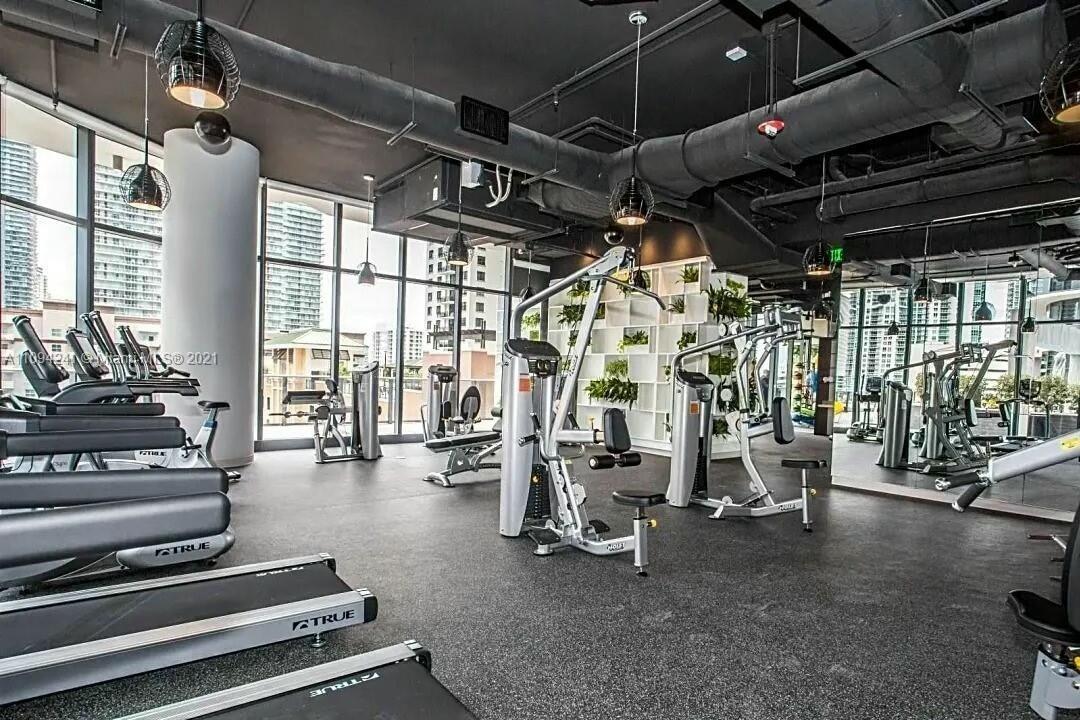 55 Southwest 9th Street, Unit 3209 Miami, FL 33130 - Photo 20 of 35 a view of gym