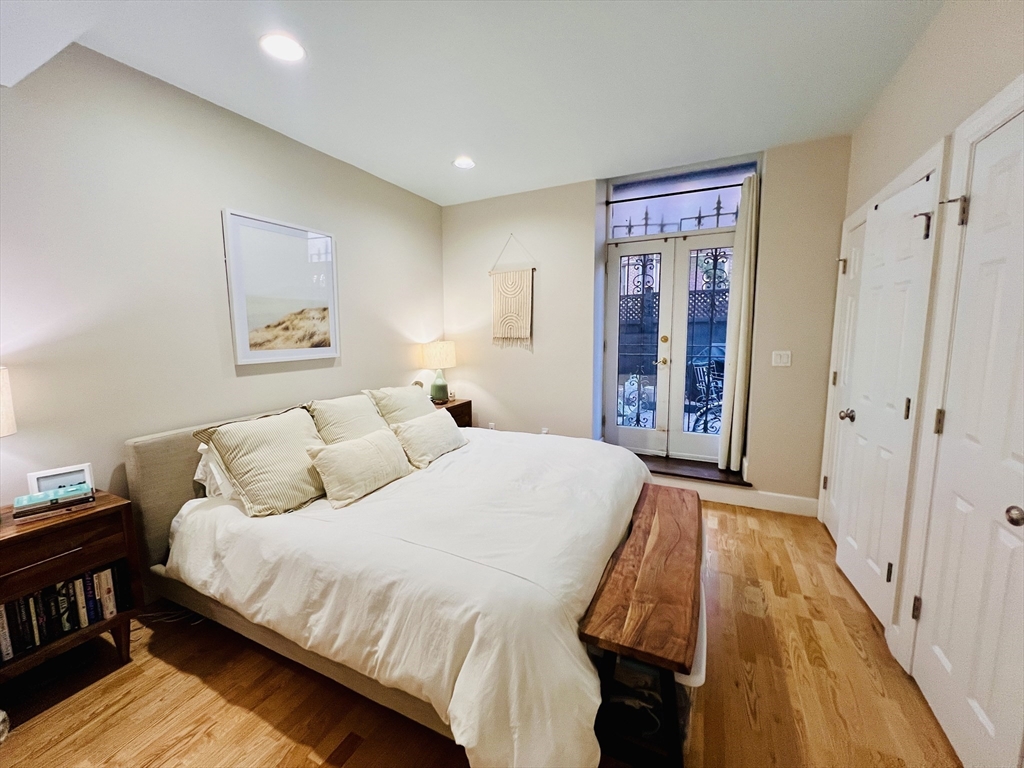 150 Appleton Street, Unit 1E Boston, MA 02116 - Photo 18 of 35