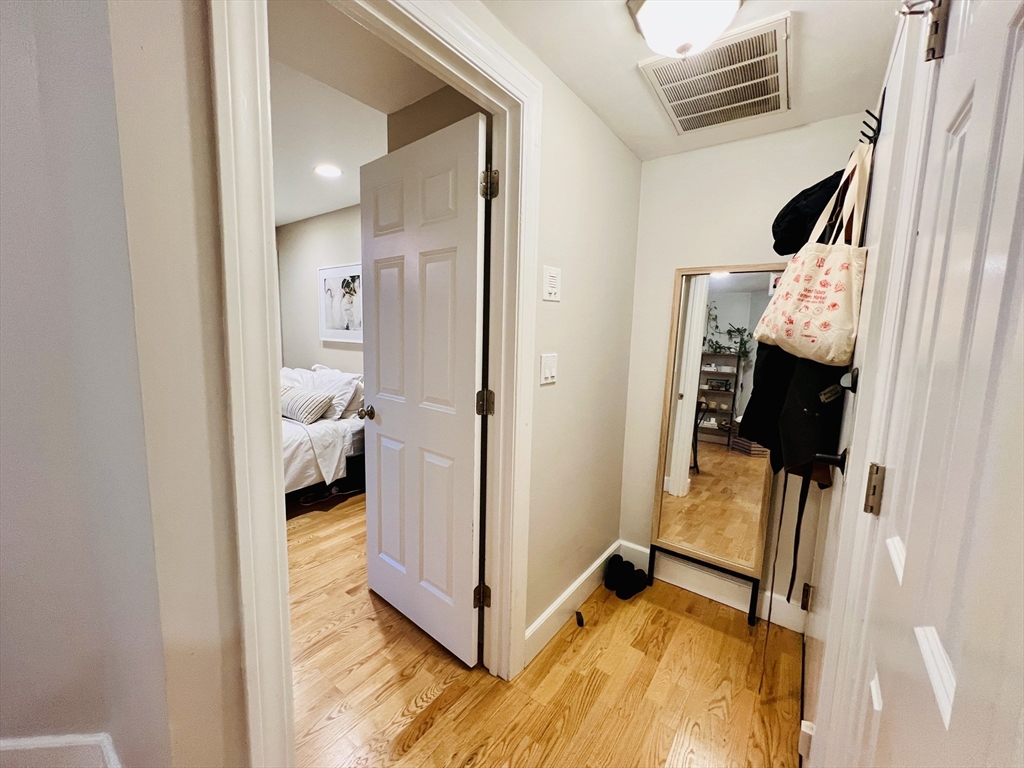 150 Appleton Street, Unit 1E Boston, MA 02116 - Photo 23 of 35