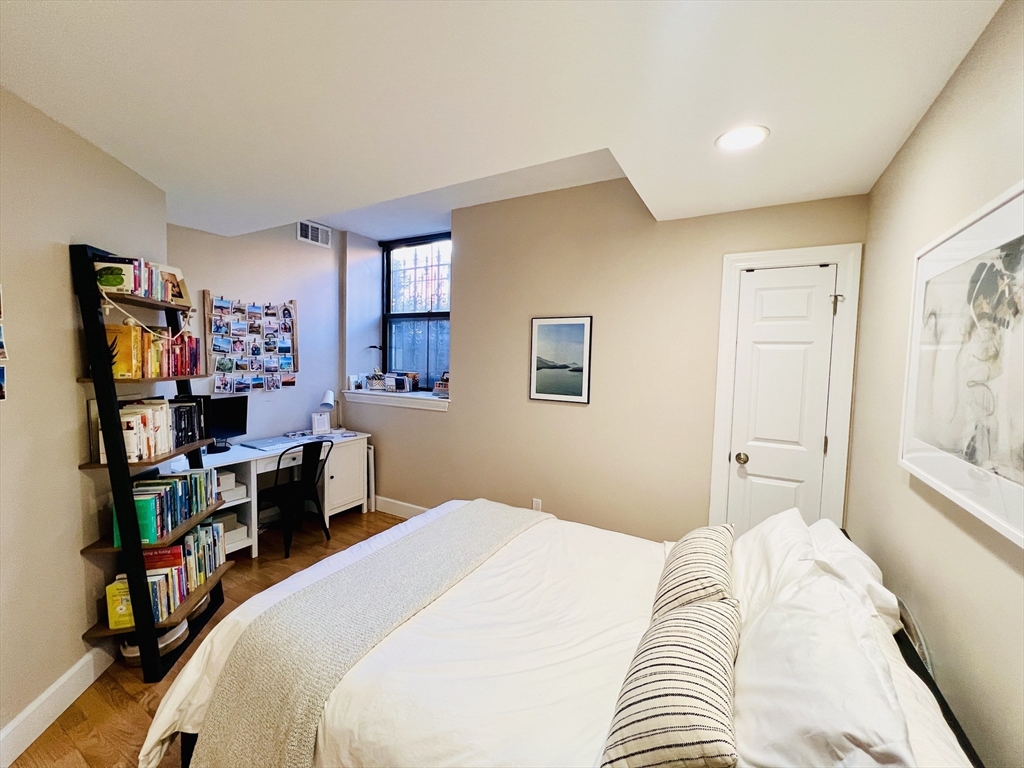 150 Appleton Street, Unit 1E Boston, MA 02116 - Photo 24 of 35