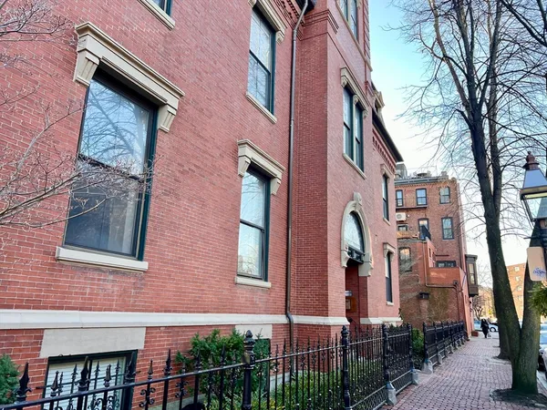 $5,000 | 150 Appleton Street, Unit 1E, Boston, MA 02116