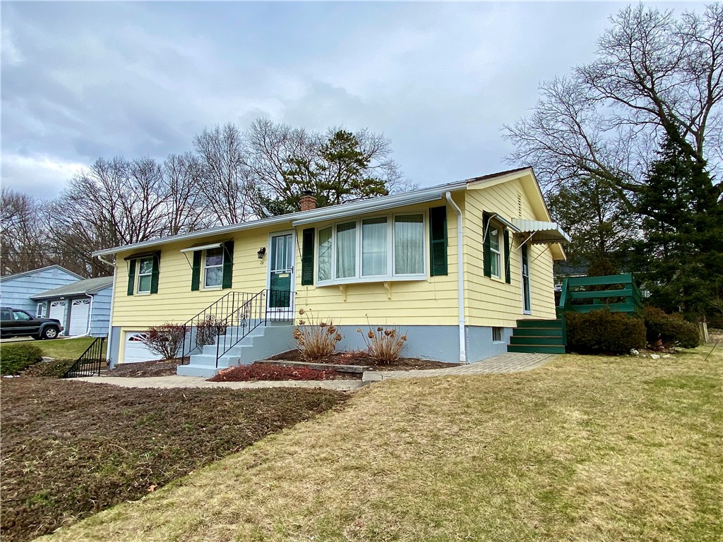 29 Ruth Street Woonsocket, RI 02895 - Photo 2 of 30