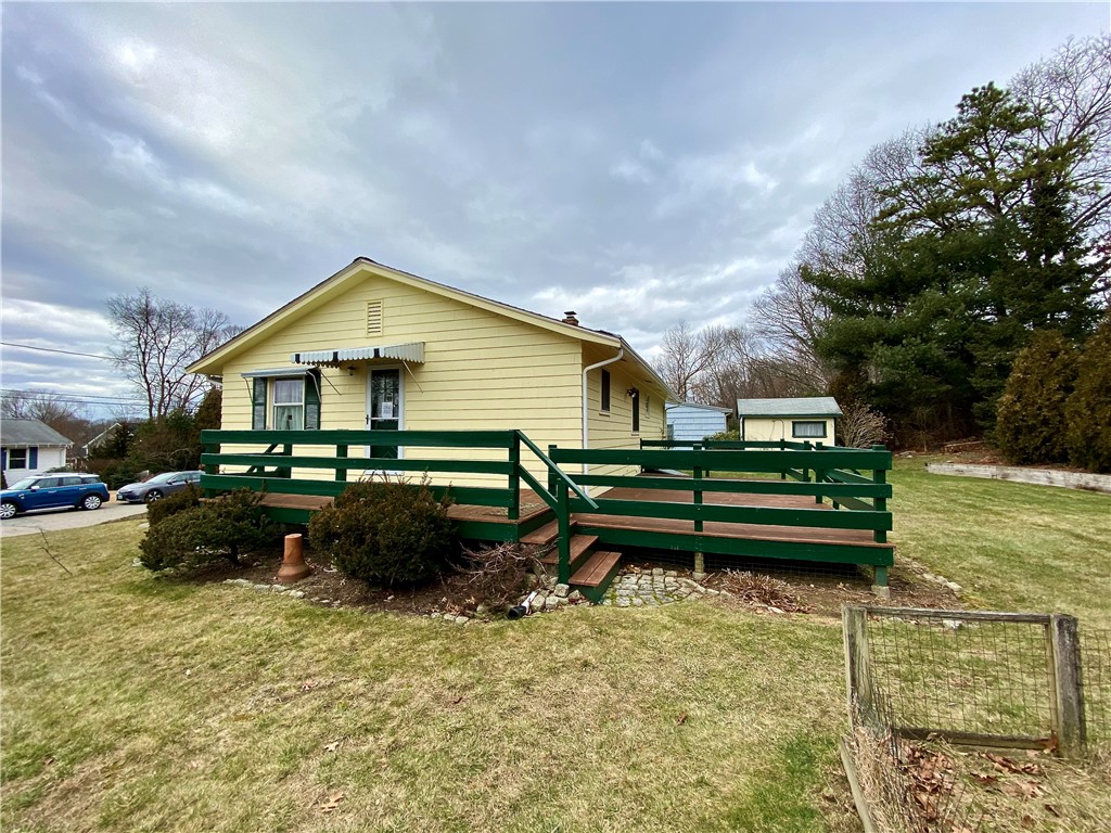 29 Ruth Street Woonsocket, RI 02895 - Photo 6 of 30