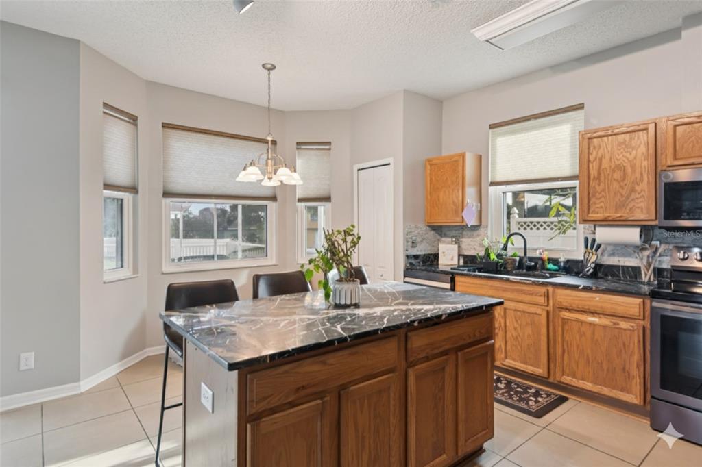 1701 Open Field Loop Brandon, FL 33510 - Photo 10 of 36