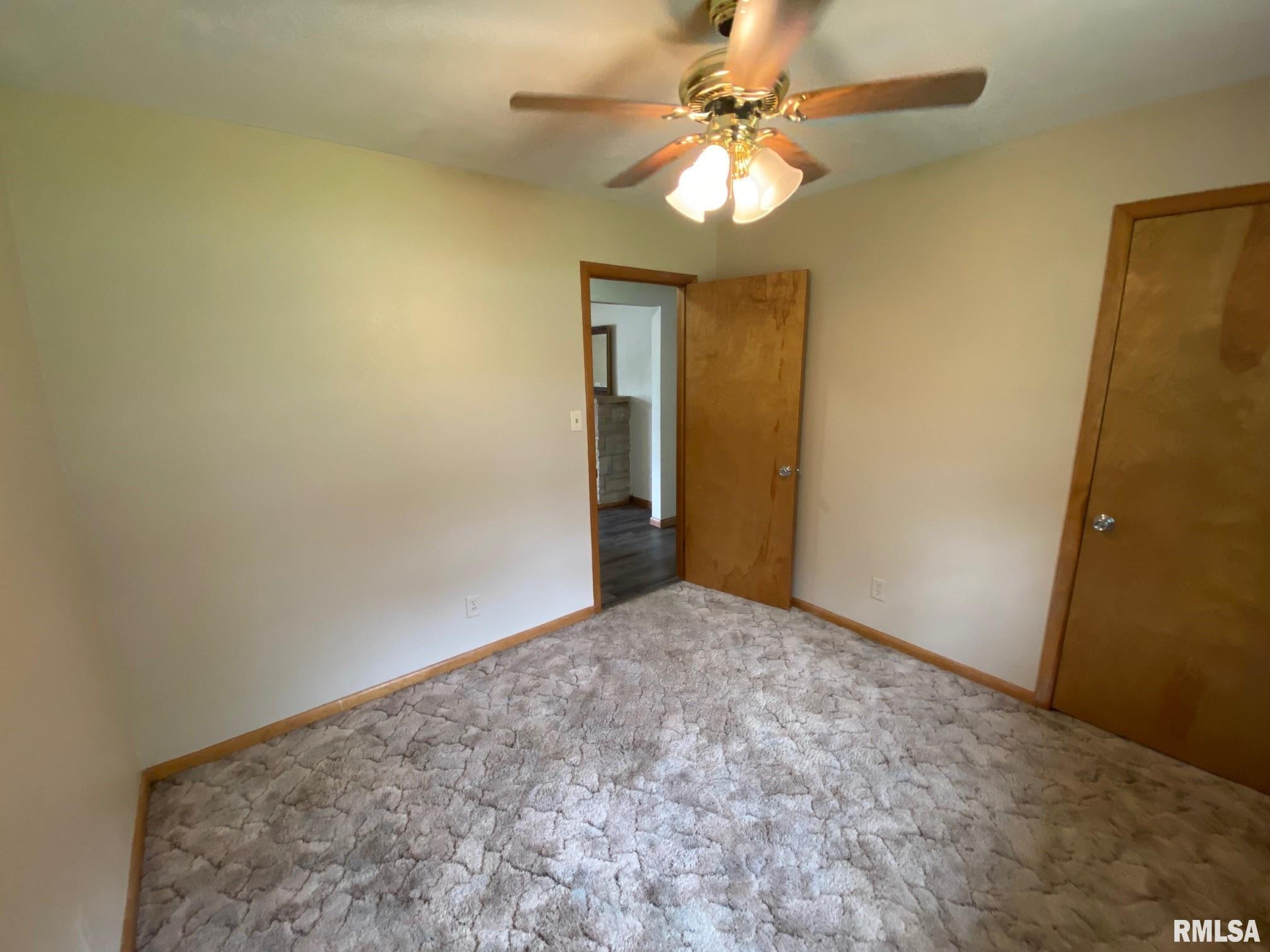 1905 Sheridan Road Pekin, IL 61554 - Photo 12 of 23 Gallery Image 12