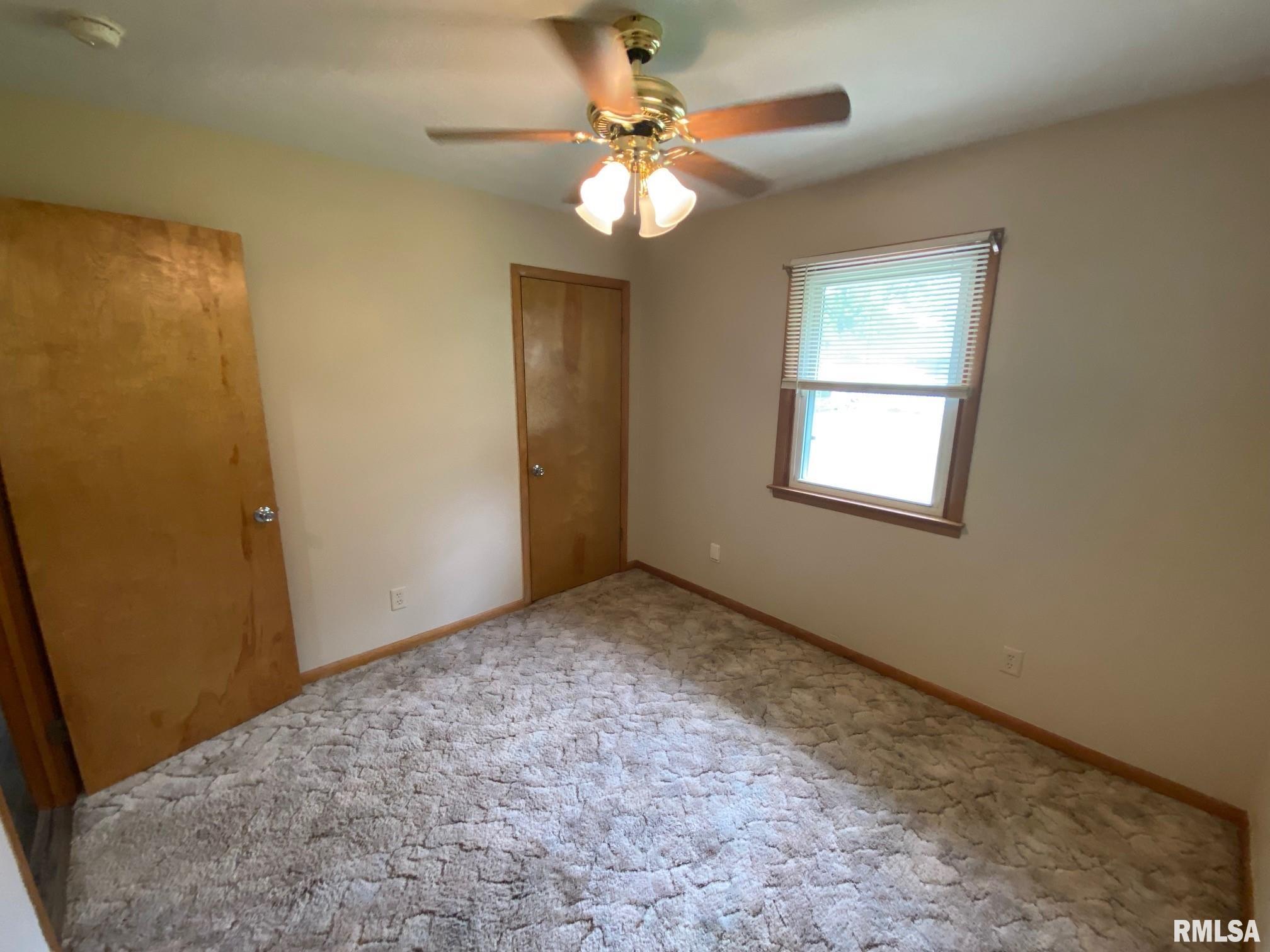 1905 Sheridan Road Pekin, IL 61554 - Photo 13 of 23 Gallery Image 13