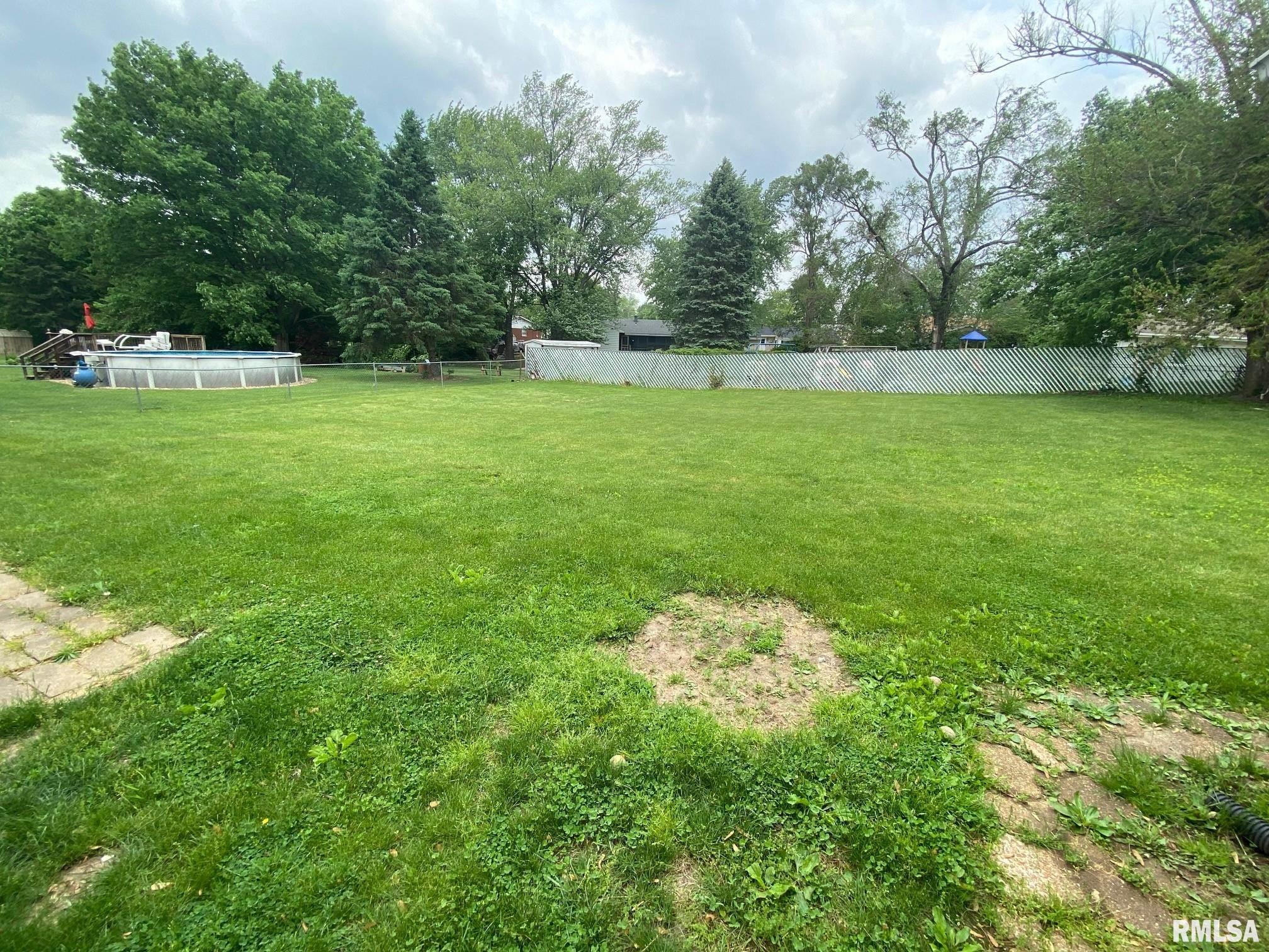 1905 Sheridan Road Pekin, IL 61554 - Photo 20 of 23 Gallery Image 20