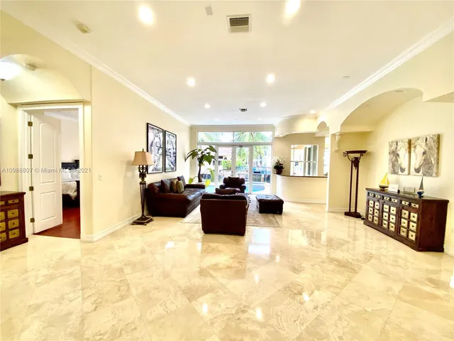 $12,500 | Hollywood Lakes, Hollywood, FL 33019