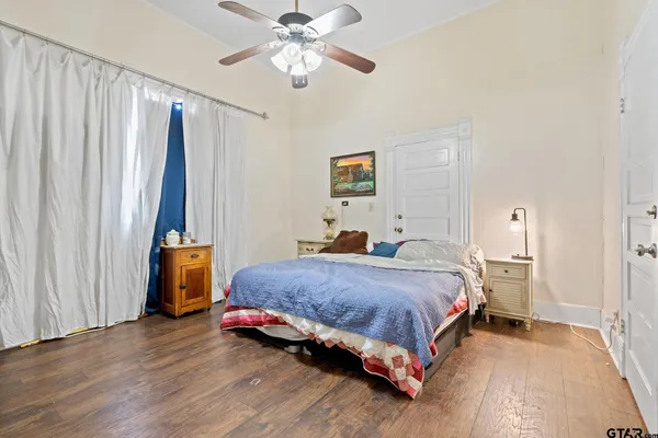 $259,000 | 310 East 3rd Street, Mount Pleasant, TX 75455
