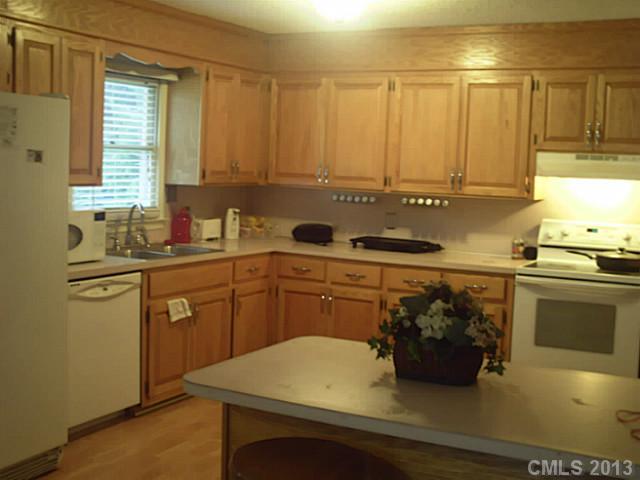 9134 Sadlers Ridge Road Fort Mill, SC 29707 - Photo 2 of 9