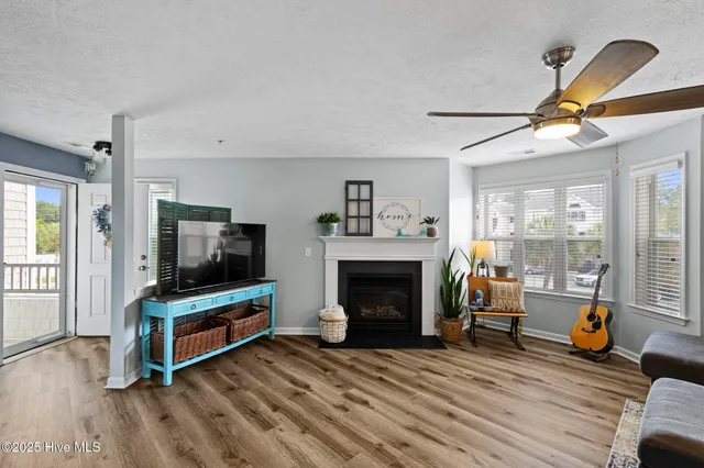 $314,900 | 625 Spencer-Farlow Drive, Unit 20, Carolina Beach, NC 28428