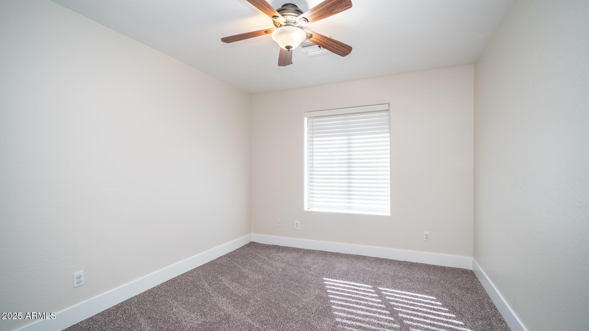 2533 West Tanya Road Phoenix, AZ 85086 - Photo 11 of 42 2533 W Tanya Rd-8