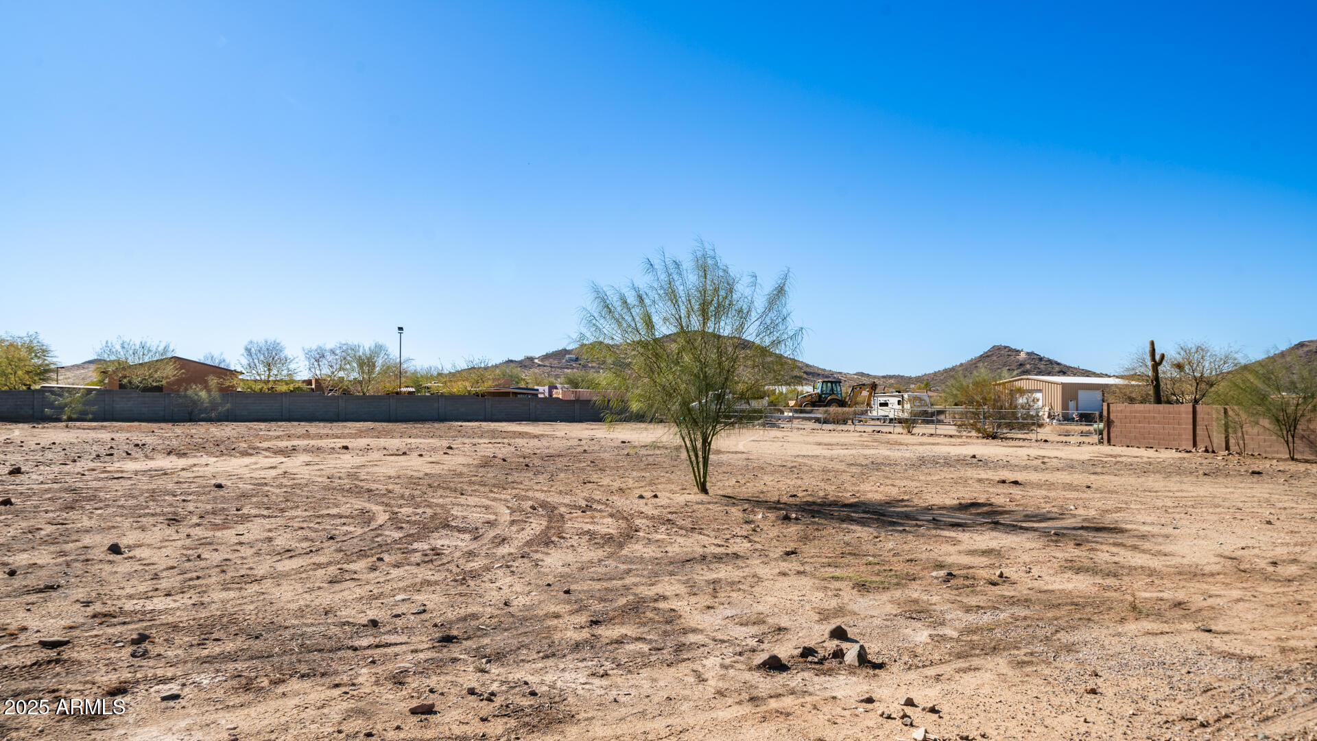 2533 West Tanya Road Phoenix, AZ 85086 - Photo 26 of 42 2533 W Tanya Rd-22