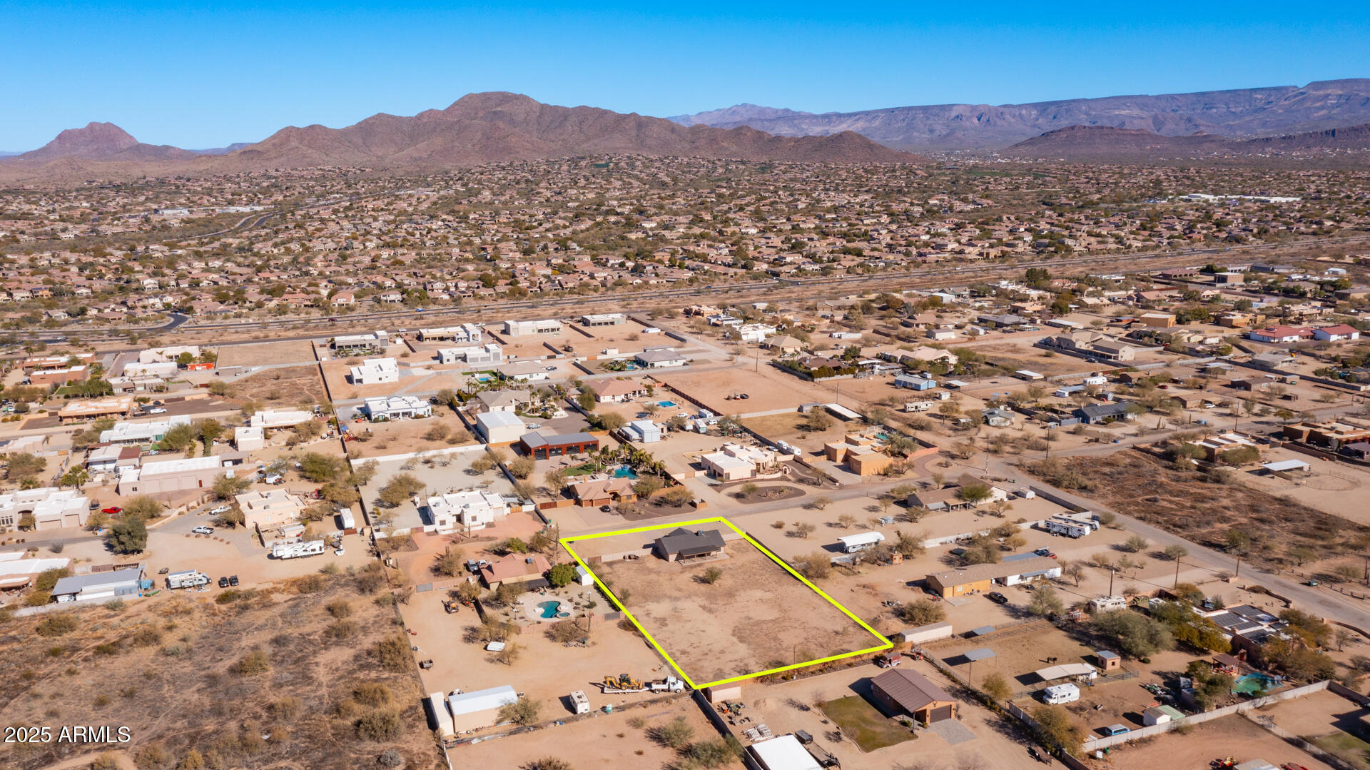 2533 West Tanya Road Phoenix, AZ 85086 - Photo 3 of 42 2533 W Tanya Rd-26