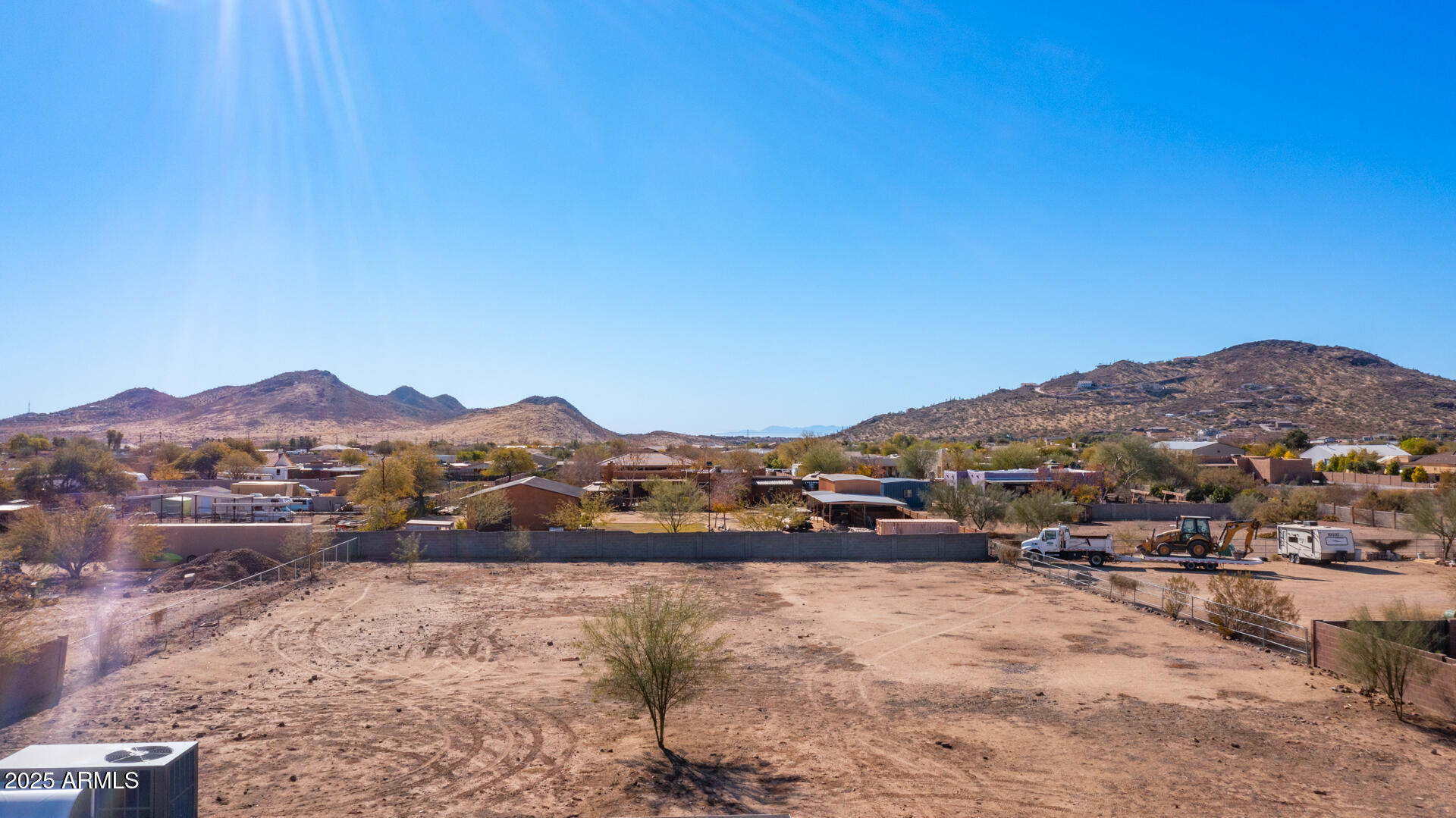 2533 West Tanya Road Phoenix, AZ 85086 - Photo 5 of 42 2533 W Tanya Rd-24