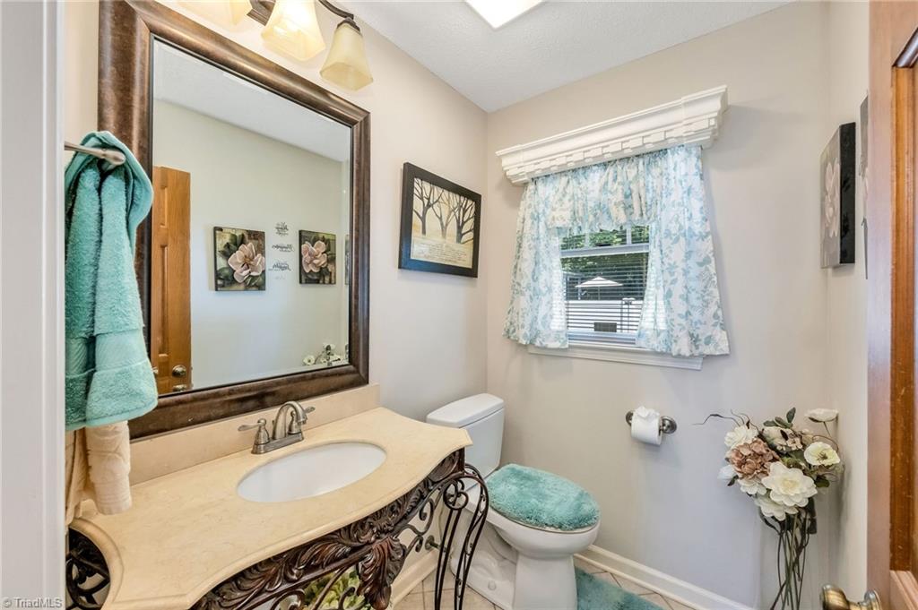 2027 Boiling Springs Road Purlear, NC 28665 - Photo 24 of 48