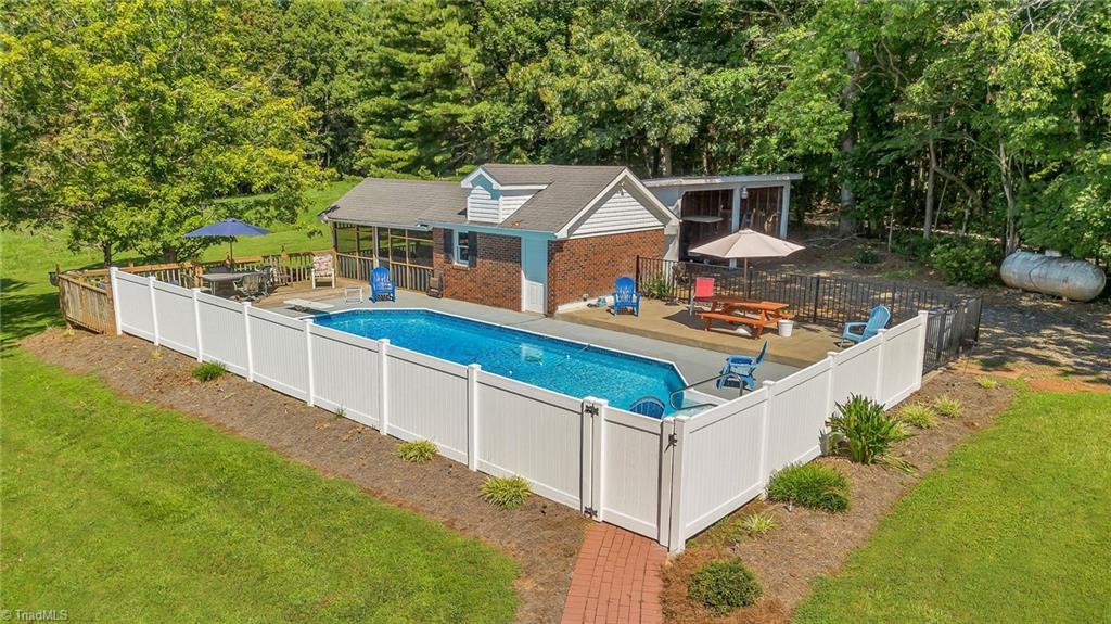 2027 Boiling Springs Road Purlear, NC 28665 - Photo 45 of 48