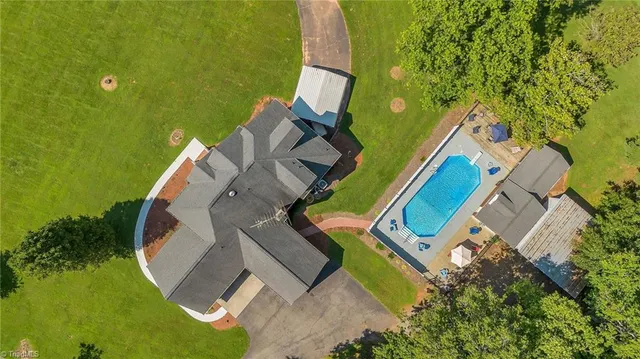 $859,999 | 2027 Boiling Springs Road, Purlear, NC 28665