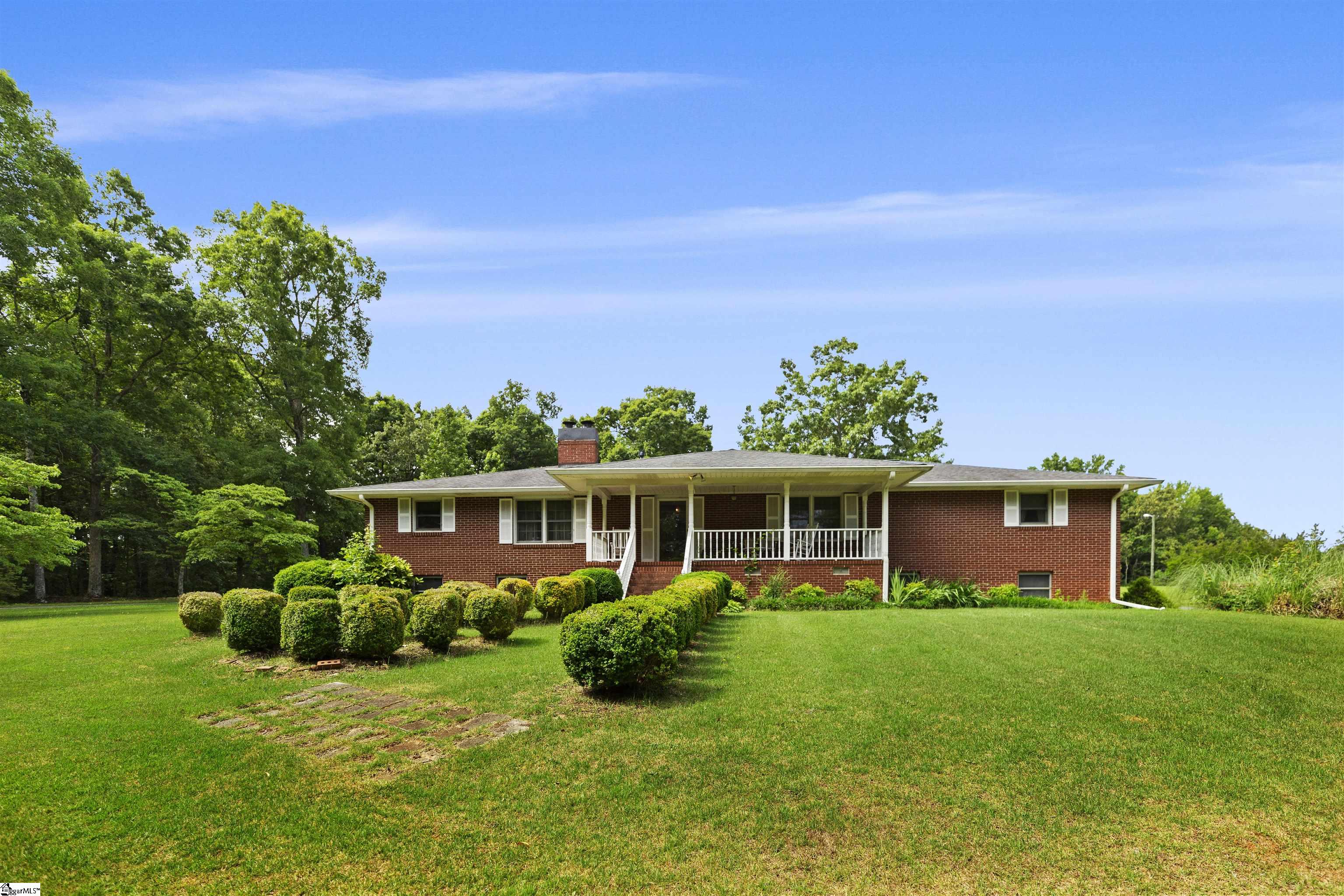 1406 East Calhoun Road Belton, SC 29627 - Photo 1 of 36