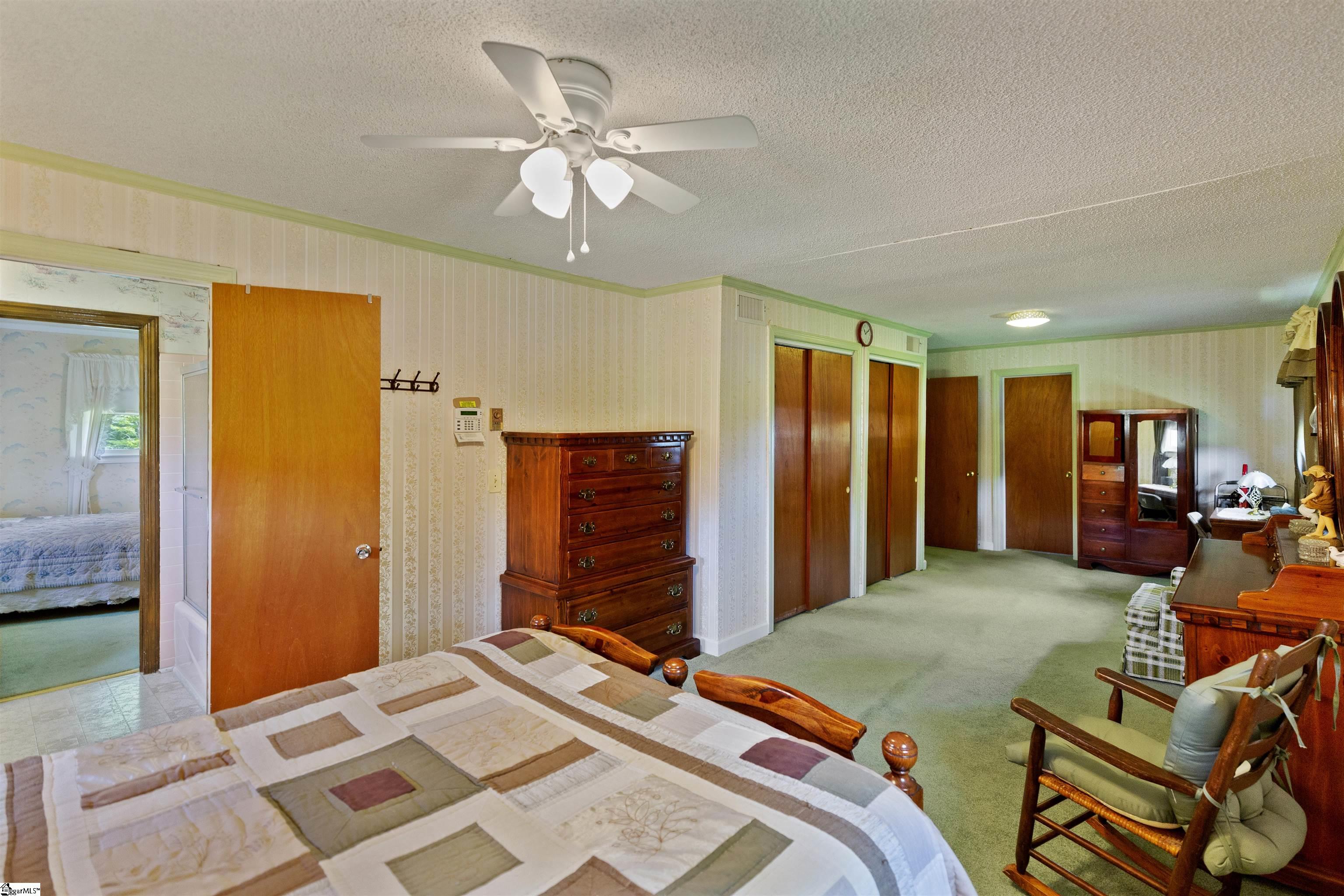 1406 East Calhoun Road Belton, SC 29627 - Photo 17 of 36