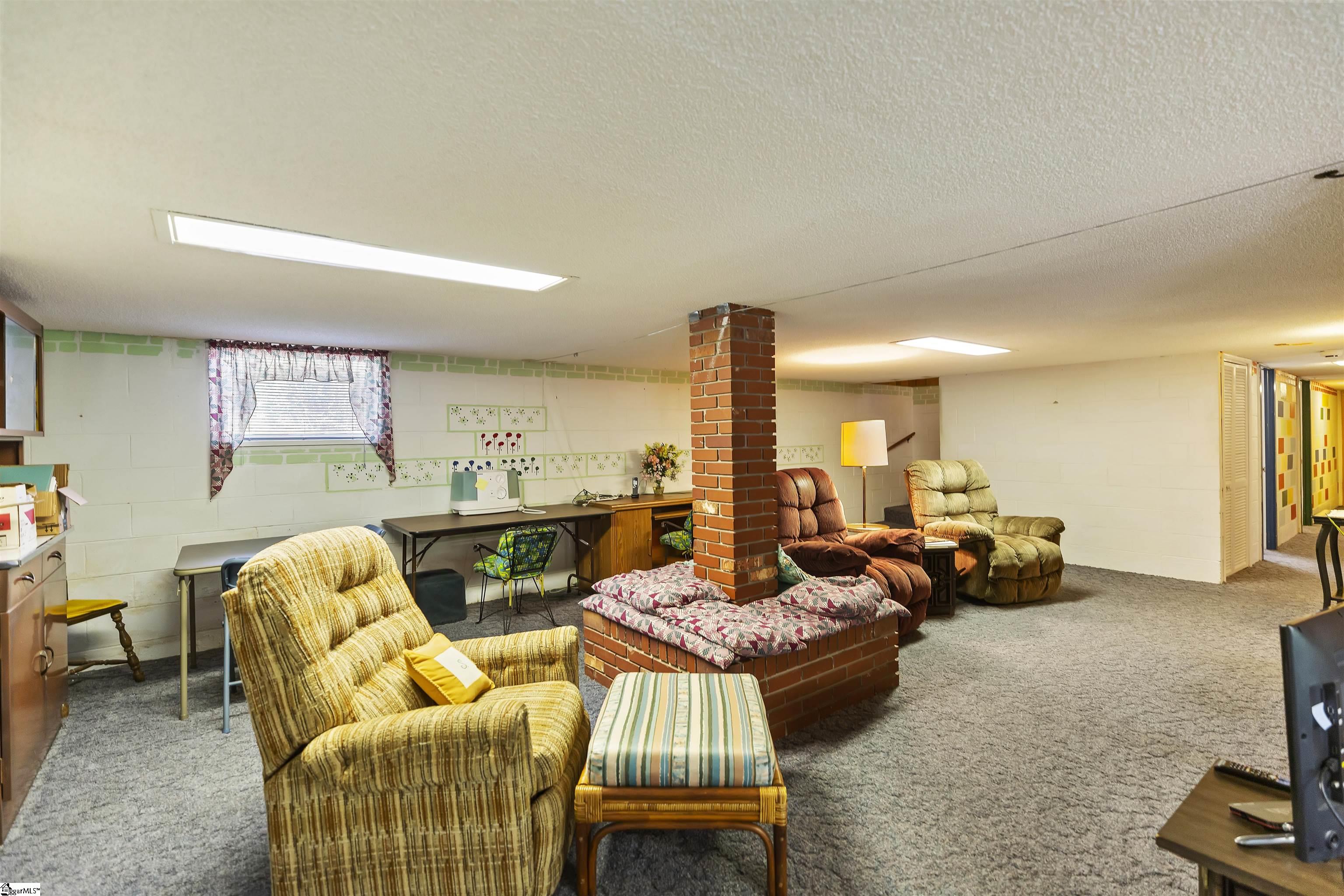 1406 East Calhoun Road Belton, SC 29627 - Photo 22 of 36