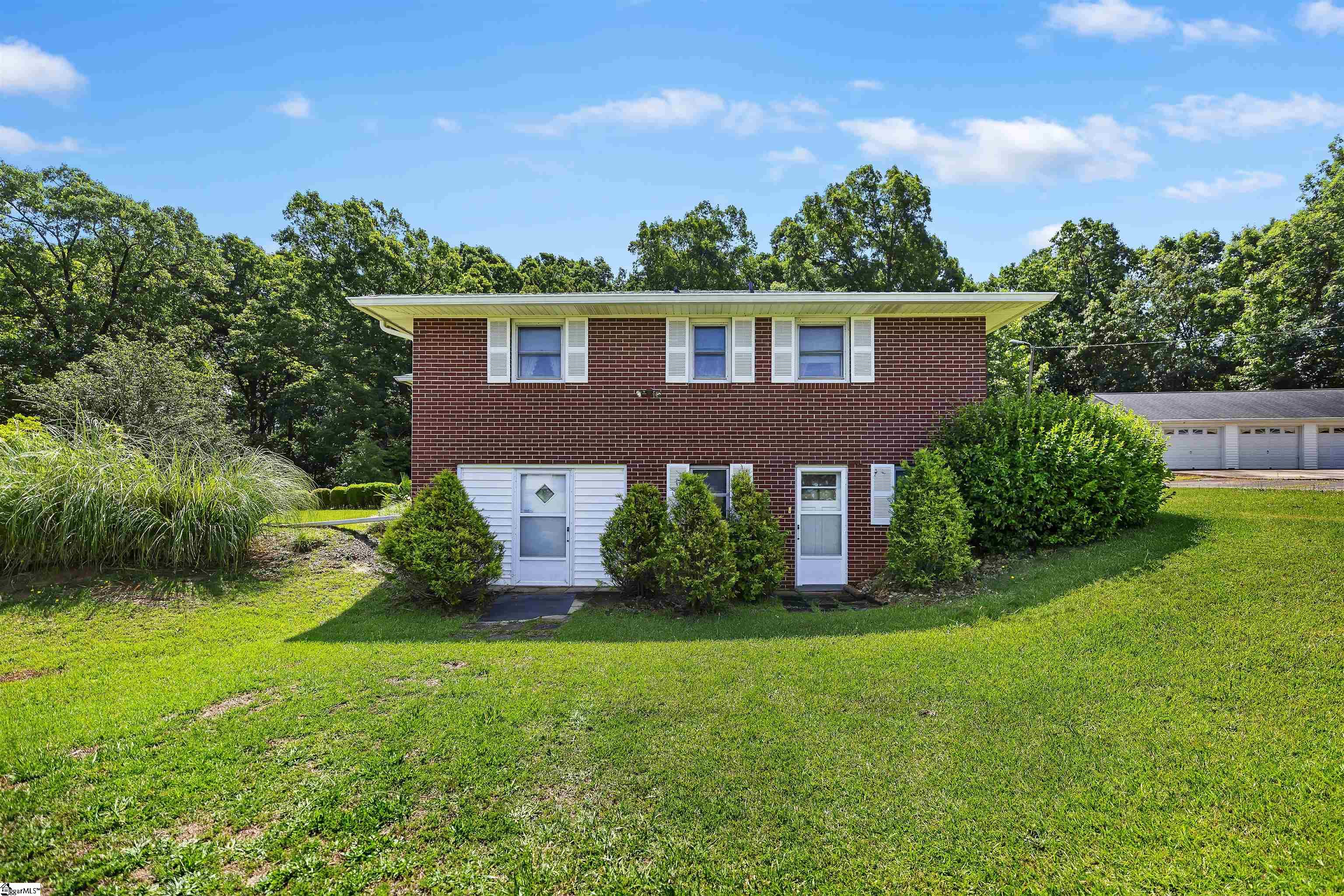 1406 East Calhoun Road Belton, SC 29627 - Photo 30 of 36