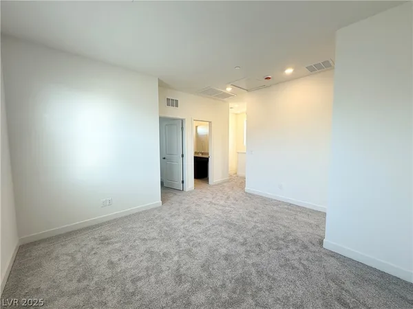 $2,985 | 11749 Stone Curlew Avenue, Las Vegas, NV 89138