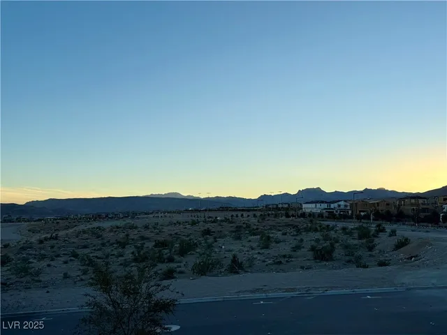 $3,300 | 11749 Stone Curlew Avenue, Las Vegas, NV 89138