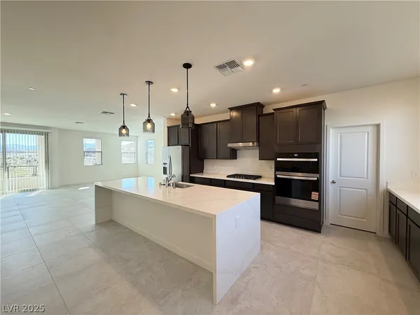 $2,985 | 11749 Stone Curlew Avenue, Las Vegas, NV 89138