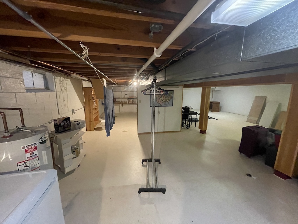 1231 Blatt Boulevard Bradley, IL 60915 - Photo 7 of 8