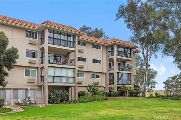 $348,800 | 5371 Punta Alta, Unit 3B, Laguna Woods, CA 92637