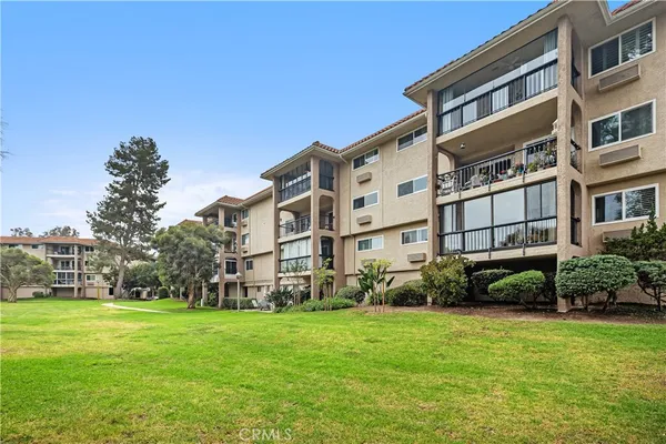 $348,800 | 5371 Punta Alta, Unit 3B, Laguna Woods, CA 92637