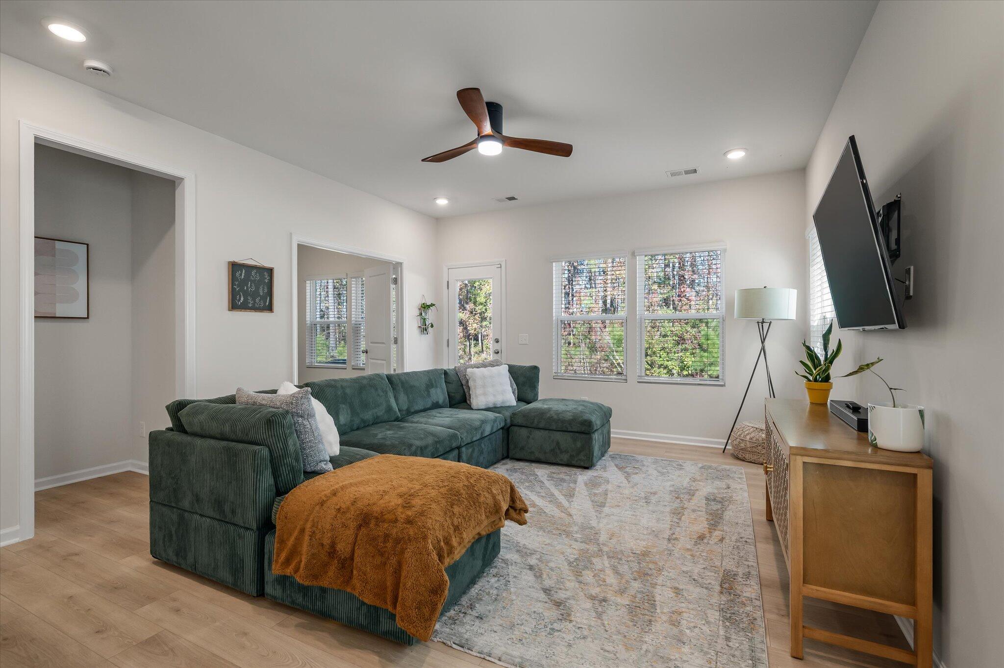 181 Surfbird Road Summerville, SC 29486 - Photo 12 of 28 20-181 Surfbird_i_Lowcountry_Exposure-31